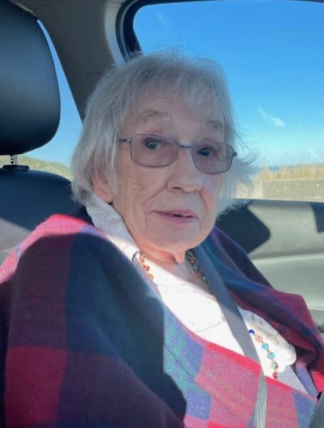 Diana Mary  Beaglehole